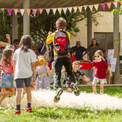 Fête des alternatives 2026 : Les 8 et 9 mai 2026, le Chaudron des alternatives vous propose deux jours bouillonnants d’idées, de rencontres et d’expériences inspirantes : image à la une