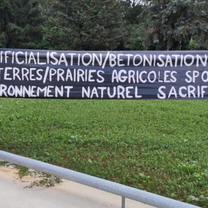 3 juin  :  manifestation du collectif fédéré « stop Europa vallée »devant la com com d&rsquo;Erstein : image à la une
